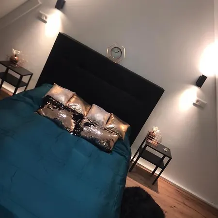 - Nearby Amsterdam
